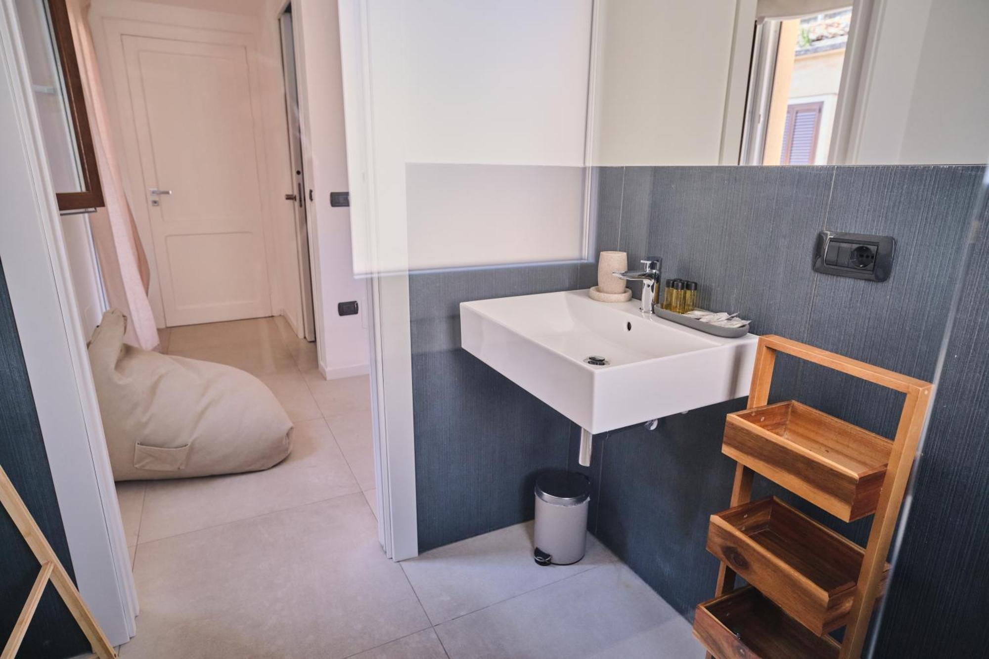 Savade Cefalu Phòng bức ảnh